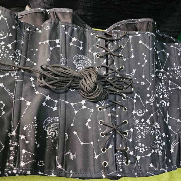 Astrology Black Corset - Picture 3 of 6